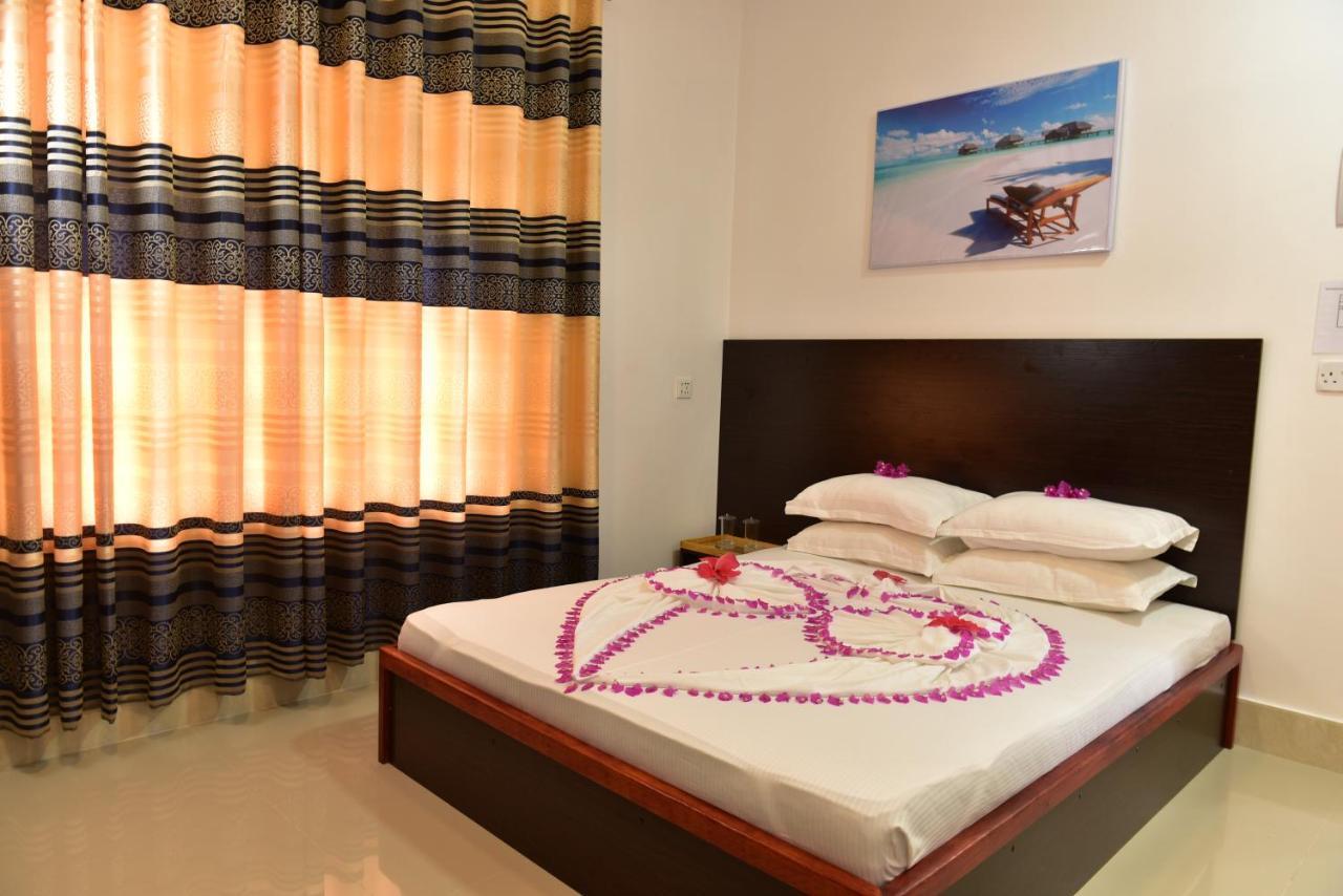 Moodhumaa Inn Guraidhoo  Εξωτερικό φωτογραφία